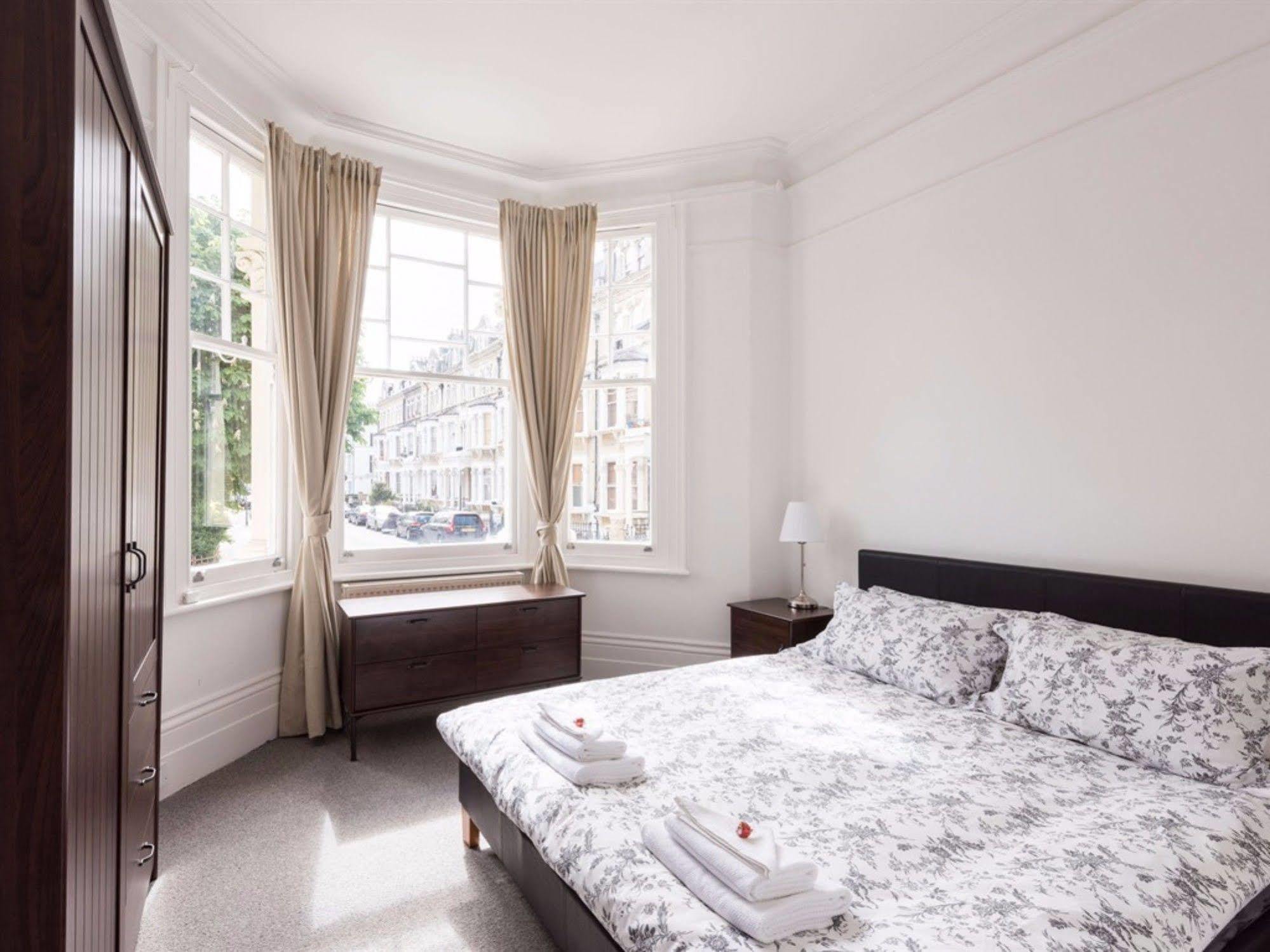 ריצ'מונד Kensington Apartments מראה חיצוני תמונה