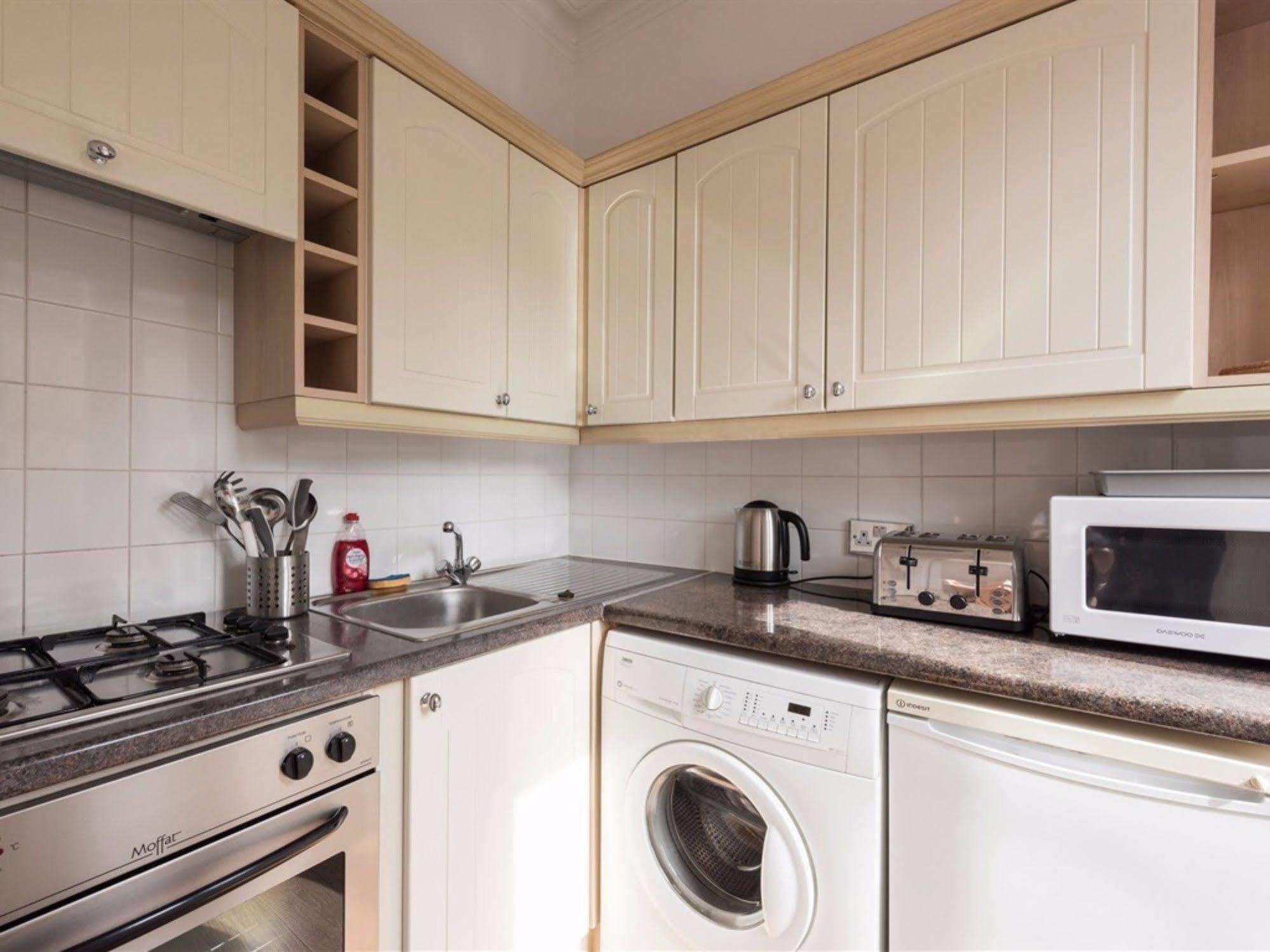 ריצ'מונד Kensington Apartments מראה חיצוני תמונה