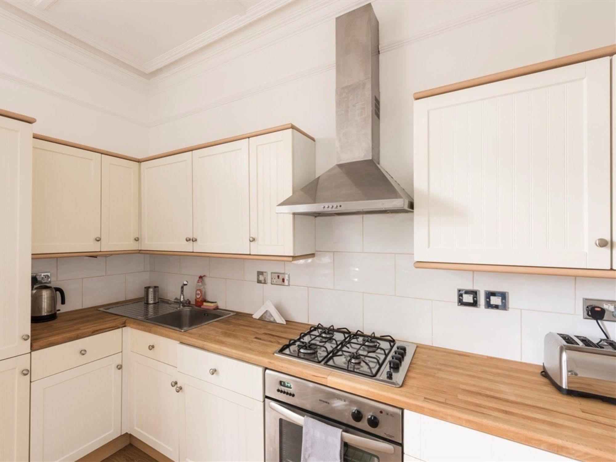 ריצ'מונד Kensington Apartments מראה חיצוני תמונה